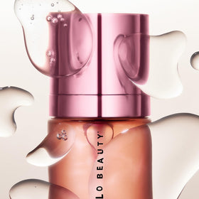 JLO BEAUTY used outdoors for on-the-go hydration and cooling relief