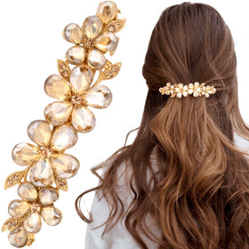 Joez Wonderful front view of champagne flower clip showing elegant sparkle