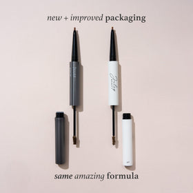 Lifestyle image of Julep in travel pouch ready for on-the-go touch-ups benefit