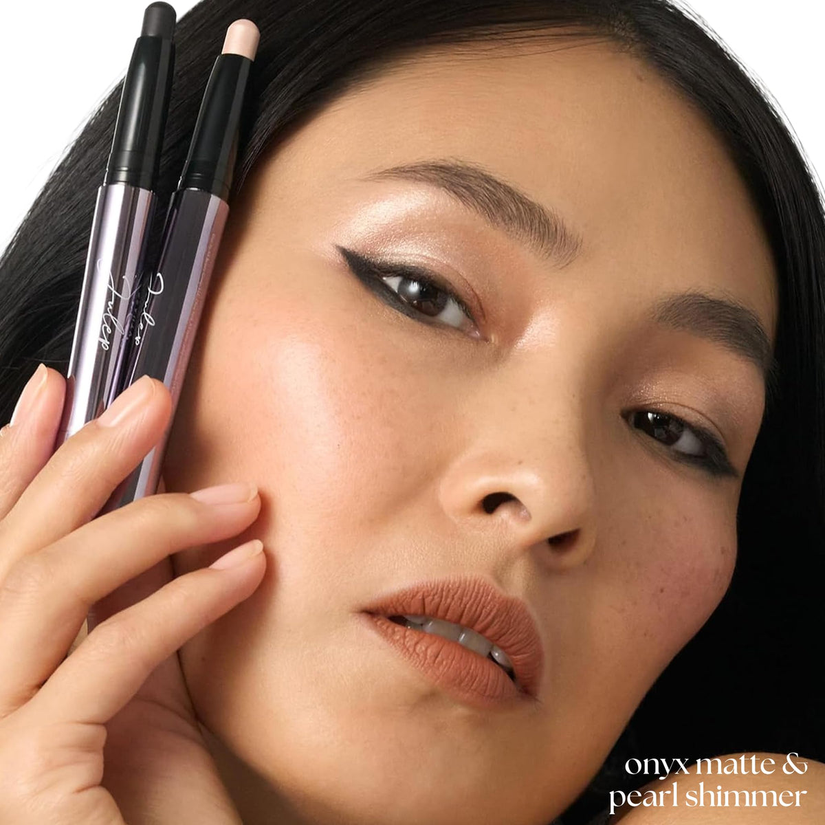 Julep built-in smudger detail demonstrating easy blending without brushes