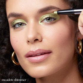 Julep Meadow Shimmer built-in smudger blending edges for seamless finish