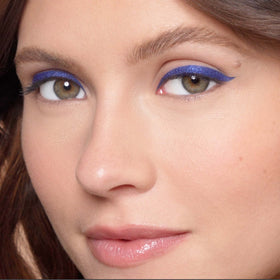 Julep applied on eye demonstrating vivid liner and longwear benefit