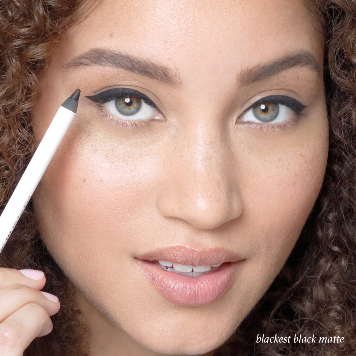 Julep close-up of pencil tip demonstrating creamy gel point for precise lines