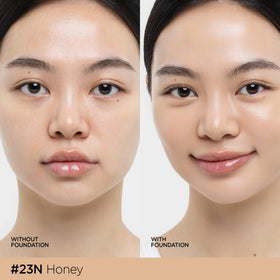 JUNG SAEM MOOL open compact with puff demonstrating easy touch-up benefit