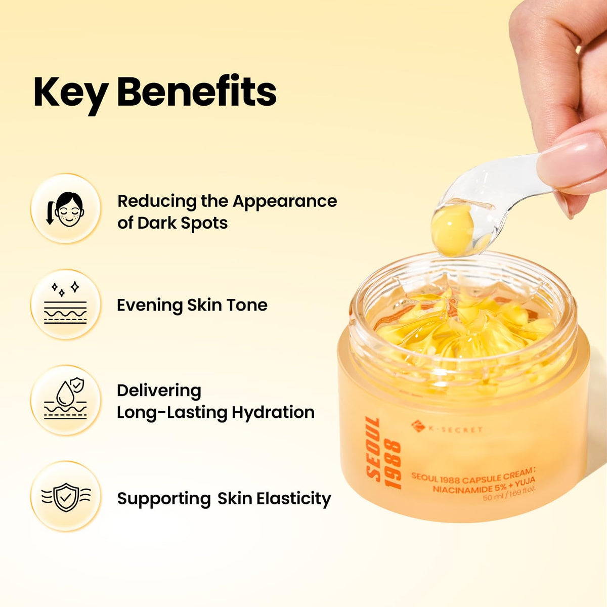 K-SECRET close-up of gel and capsules texture, demonstrates smooth blendability and nourishment