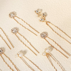 KALOLIA pearls and crystals close-up highlighting fine detail and shine