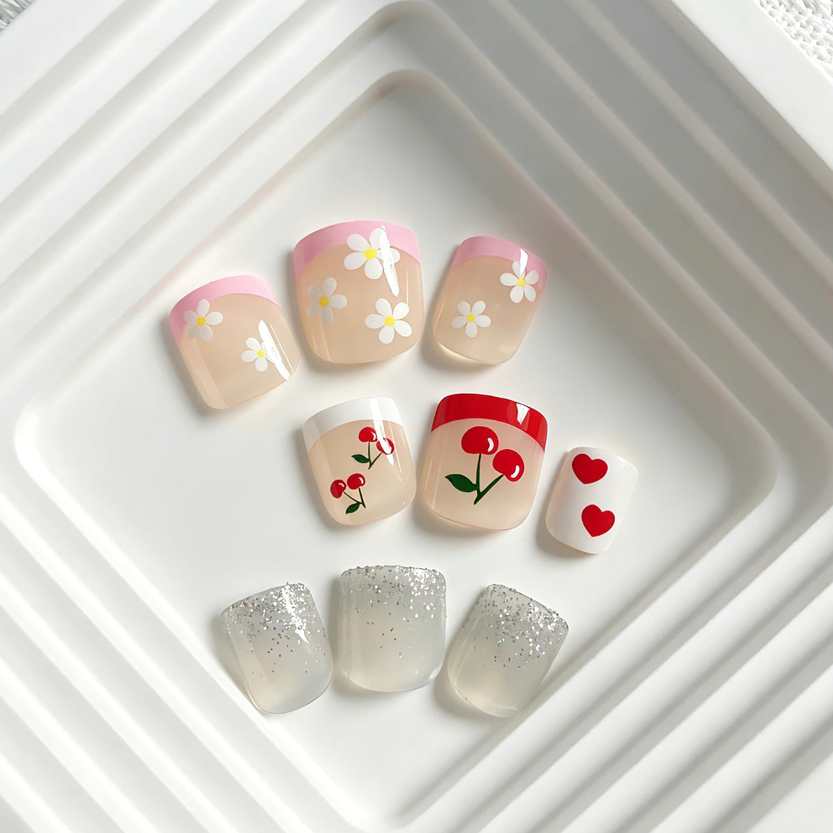 Kawyehu lifestyle image of a girl wearing nails providing playful style and easy use