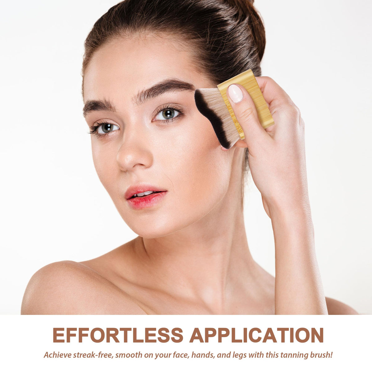 KELILO close-up microfiber mitt texture for smooth, streak-free application