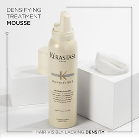 KÉRASTASE close-up of mousse foam texture, demonstrates lightweight spreadability