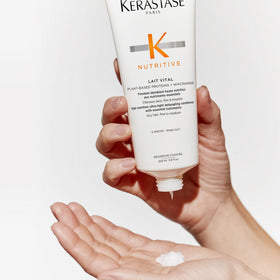KÉRASTASE back label close-up highlighting ingredients and usage benefits
