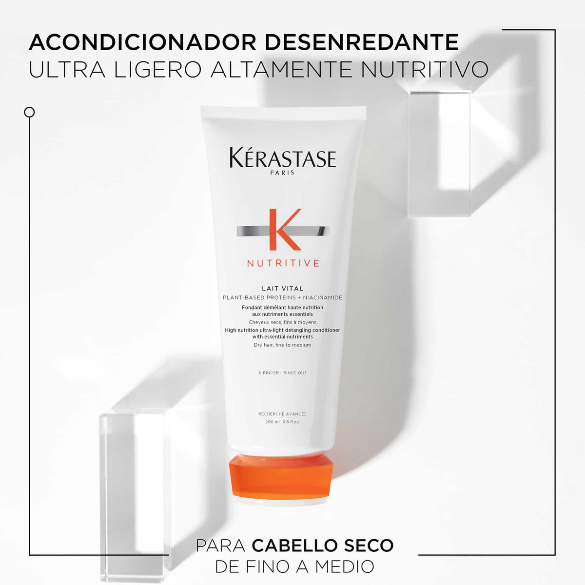 KÉRASTASE creamy conditioner texture close-up for easy detangling benefit