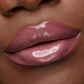 Kiko Milano worn by model in lifestyle scene illustrating long-lasting, glossy colour confidence