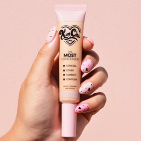 KimChiChic concealer built-in brush close-up for precise application benefit