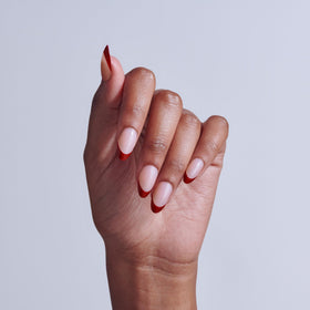 KISS top-down display of 32 nails illustrating multiple sizes for better fit