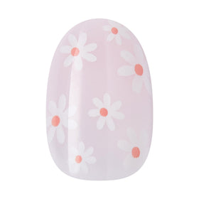 KISS Core nail glue 2g with manicure stick and mini file displayed for easy at-home use