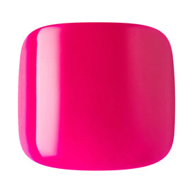 KISS lifestyle beach shot with pedicure showing long-lasting color appeal
