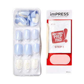 KISS imPRESS close-up of light blue lavender and white glitter nails highlighting glossy finish
