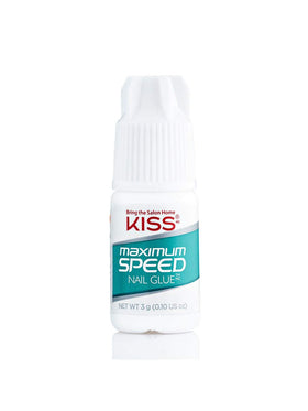 KISS six-pack layout with cap detail highlighting travel-friendly convenience