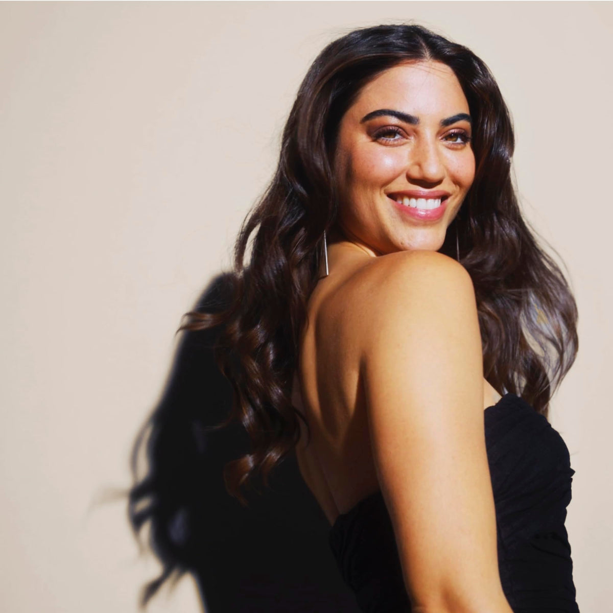 KMS shampoo paired with MoistRepair Conditioner promoting complete routine