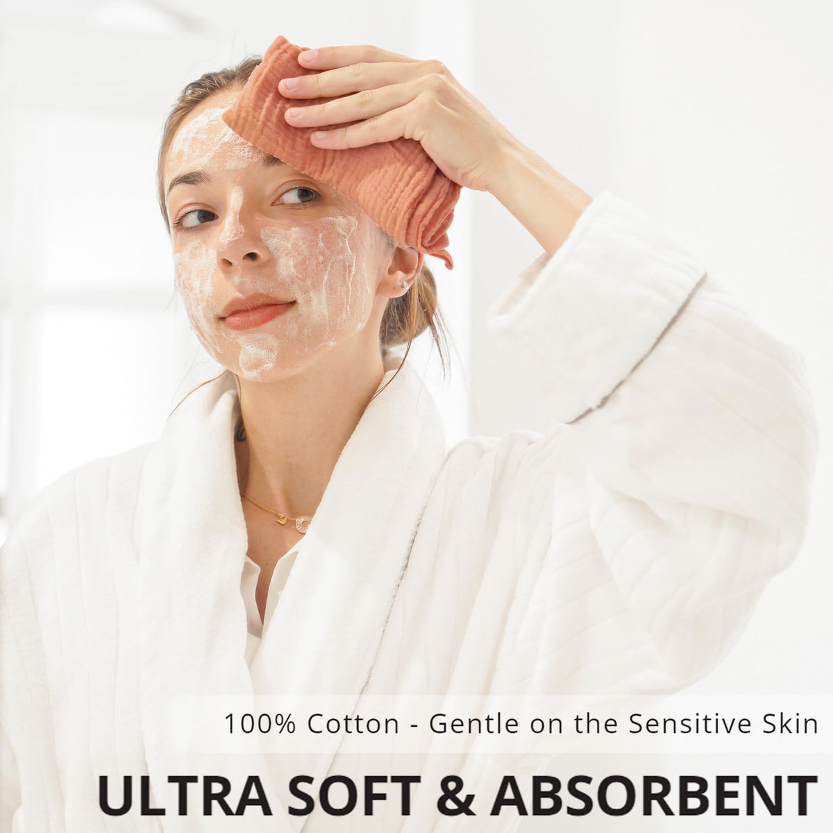 Konssy texture closeup highlighting two-layer muslin and gentle feel for sensitive skin