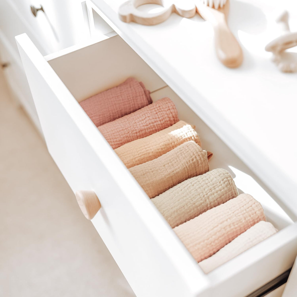 Konssy removing makeup with a cleanser showing gentle, effective cleansing