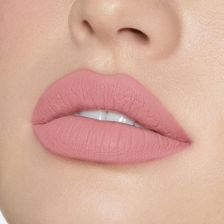 Kylie Cosmetics KOKO K pencil and applicator close-up for precise application