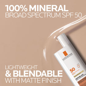 La Roche-Posay fluid texture close-up highlighting fast-absorbing finish