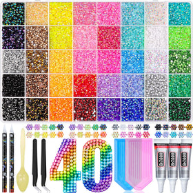 Lacuewa front packaging showing kit contents and colorful gems