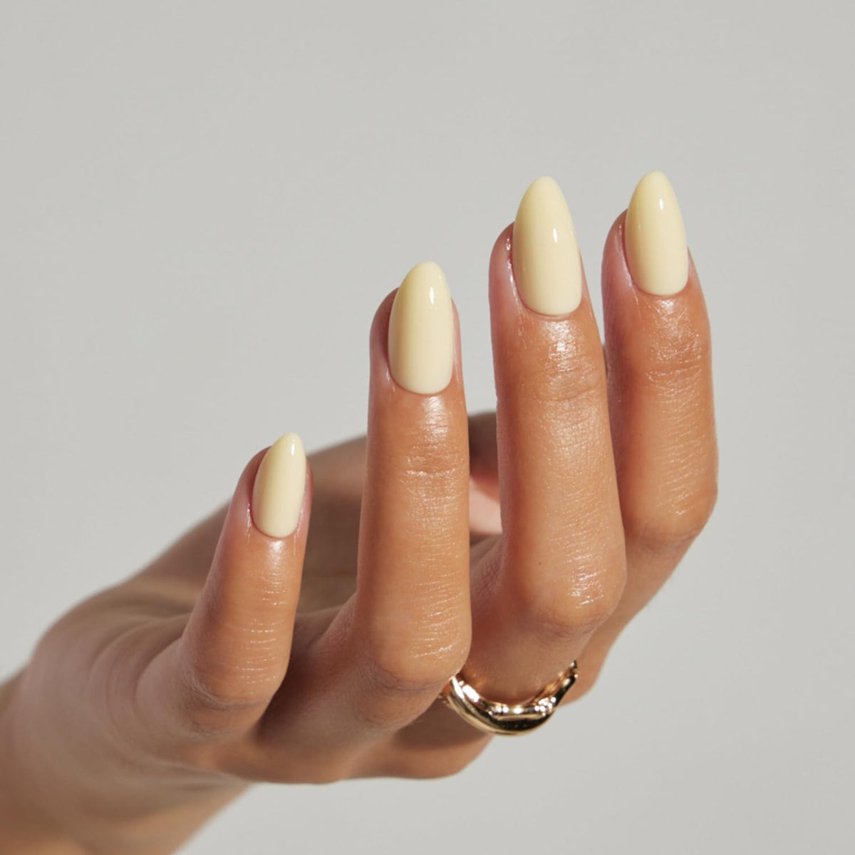 LAMIMOSA close-up of nail surface texture and glossy soft-gel finish benefit