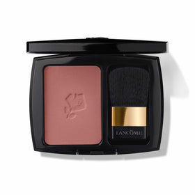 Lancôme compact front view showing shade and sleek packaging for easy color selection