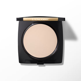 Lancôme compact front view showing sleek case and shade clarity benefit