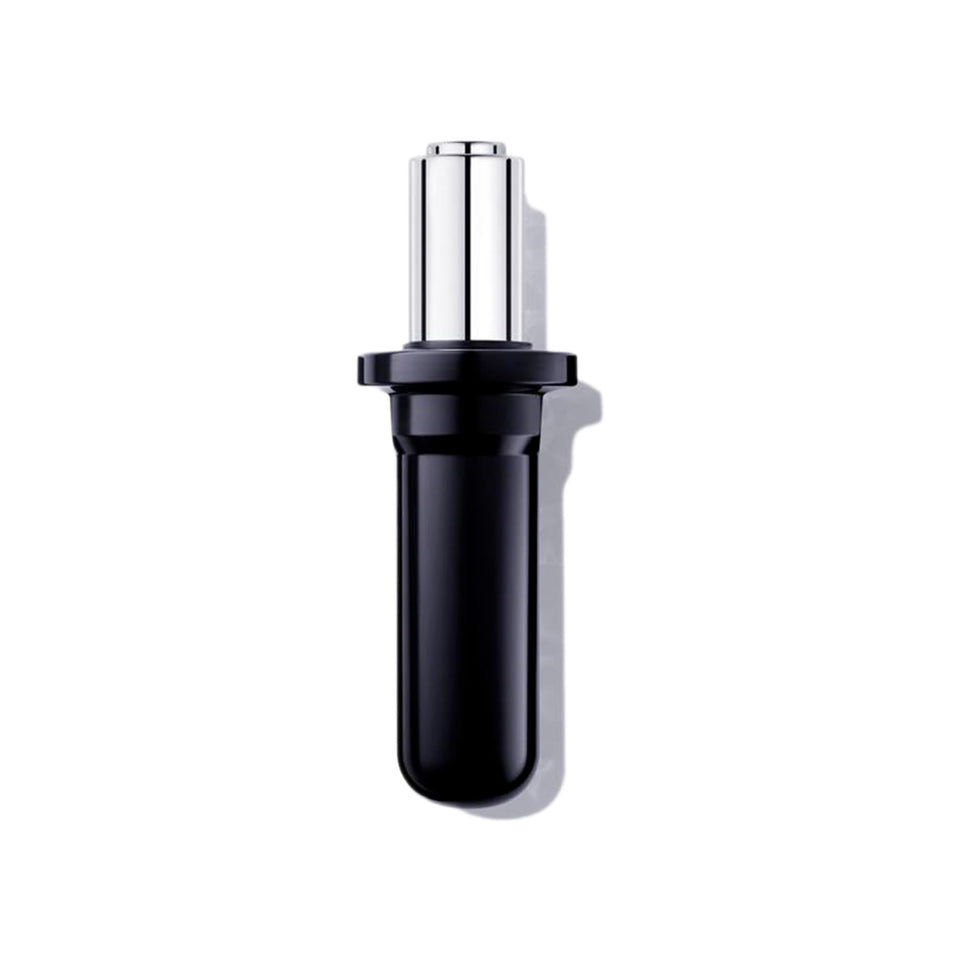 Lancôme front packaging refill showing clean design and refill benefit