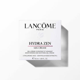 Lancôme gel cream texture close-up highlighting lightweight absorption benefit