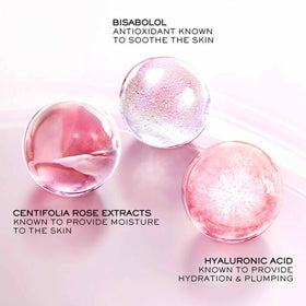 Lancôme dispensing cream onto finger showing easy application and fast-absorbing benefit