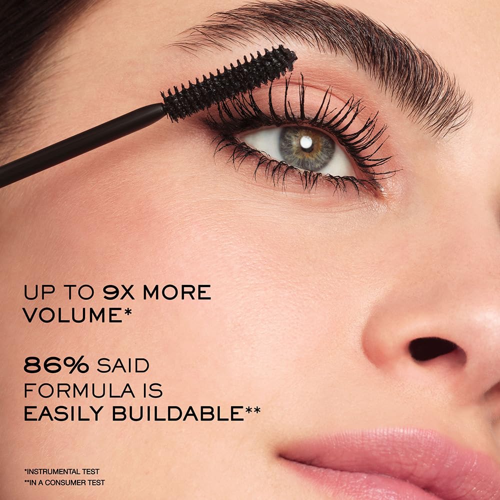 Lancôme mascara creamy texture swipe showing smooth buildable finish