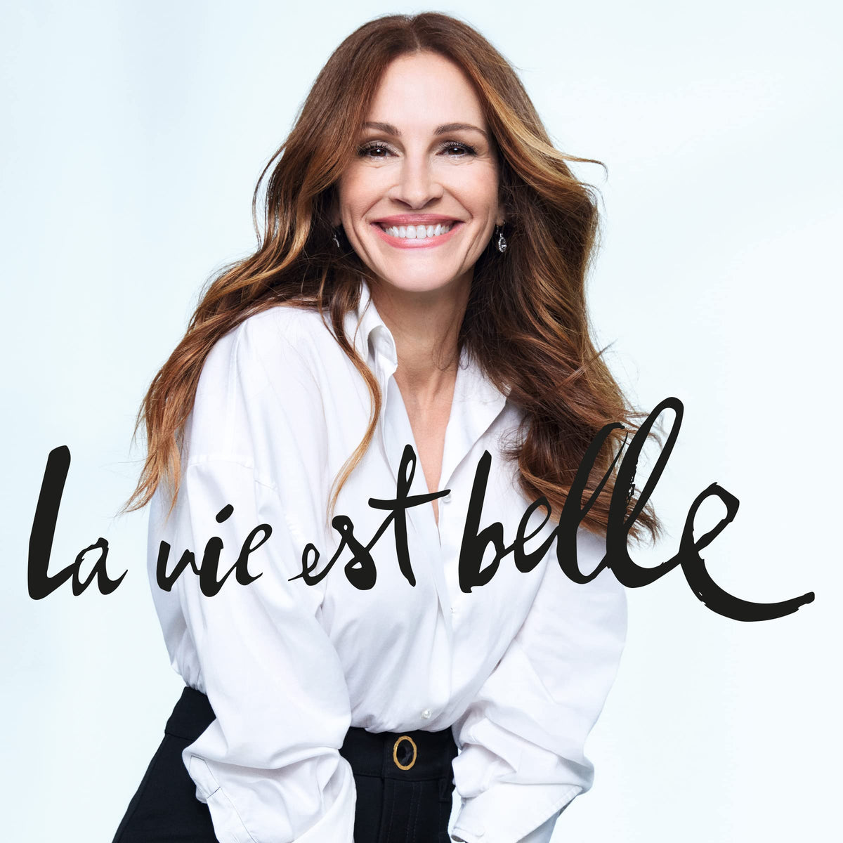 Lancôme La Vie Est Belle bottle staged in bathroom, suggests everyday fragrant routine