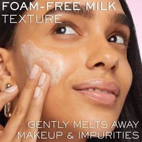 Lancôme milky cream texture close-up highlighting smoothing, hydrating feel on skin