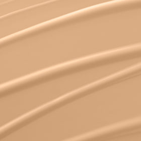 Lancôme pump detail highlighting precise dispensing for controlled application benefit