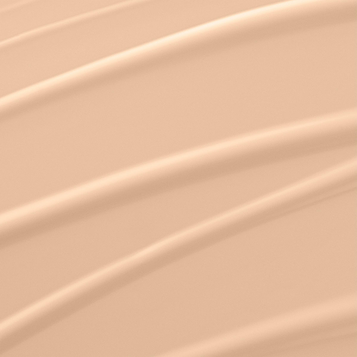 Lancôme Rénergie Lift texture close-up showing creamy formula and hydrating finish benefit