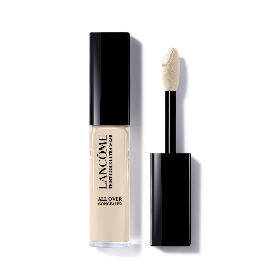 Lancôme bottle front packaging showing shade 090 Ivoire Neutral and brand benefit