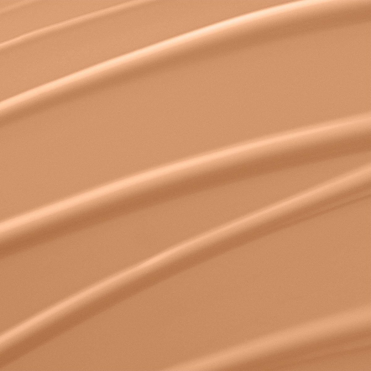 Lancôme texture close-up showing creamy finish and hydrating, smoothing benefit
