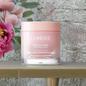 LANEIGE hydro-melt capsule detail illustrating barrier-nurturing benefit
