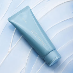 LANEIGE pump and cap detail for easy dispensing benefit
