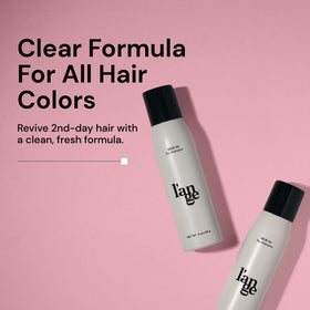 L'ANGE HAIR nozzle close-up highlighting clear spray and even texture