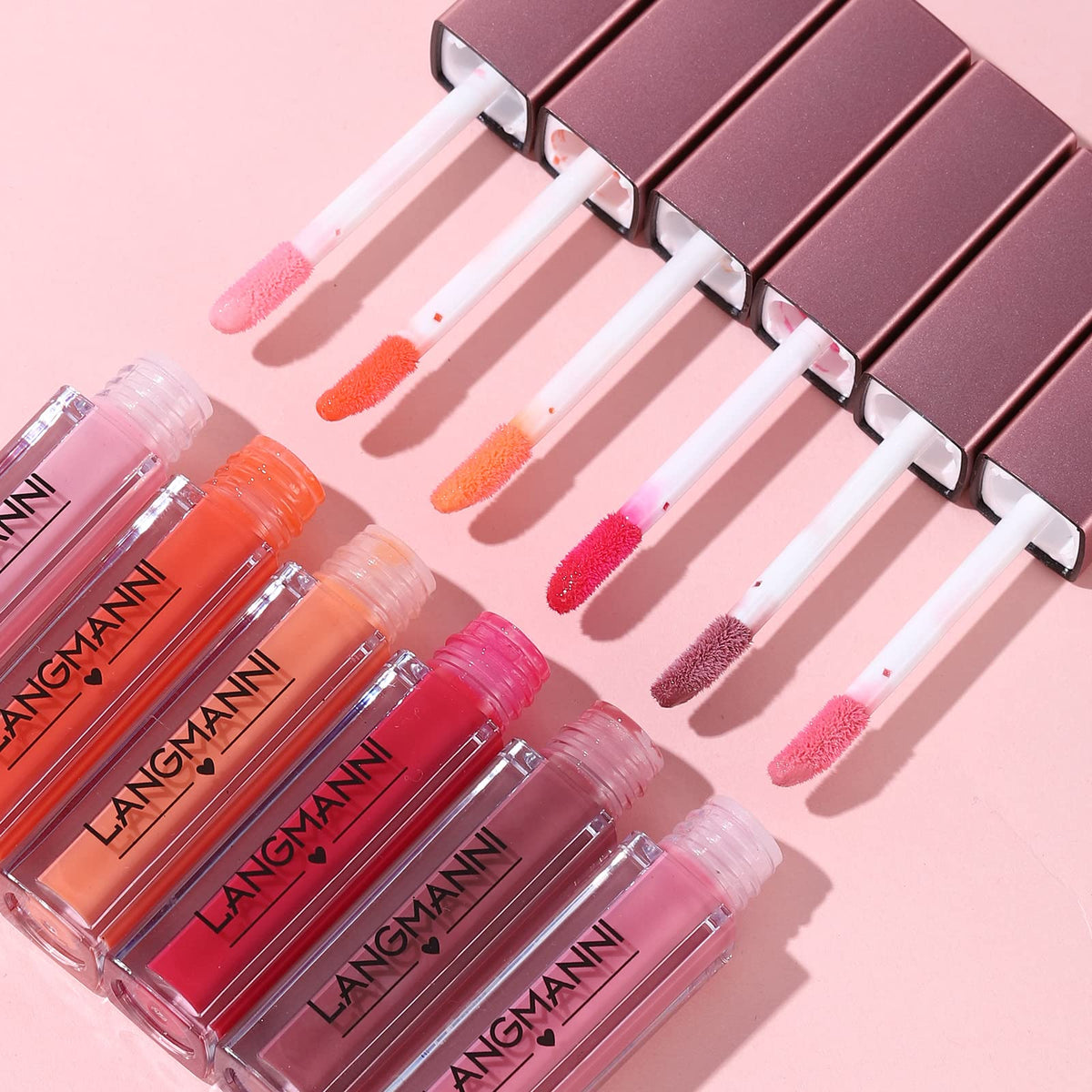 LANGMANNI close-up on lips shows shimmer and luminous reflective benefit