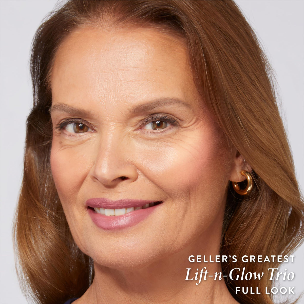 LAURA GELLER NEW YORK highlighter pan sheen close-up for soft illuminated glow
