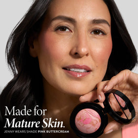 LAURA GELLER NEW YORK angled pan reflecting light to show true Sunswept color payoff