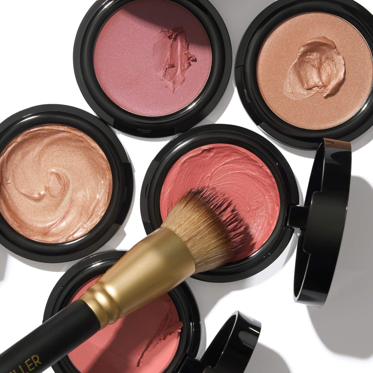 LAURA GELLER NEW YORK squalane and sunflower visual highlighting nourishing ingredients