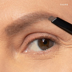 LAURA GELLER NEW YORK pencil tip close-up creating hair-like strokes for natural definition