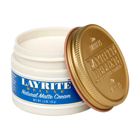 Layrite texture close-up of cream, smooth application and even distribution